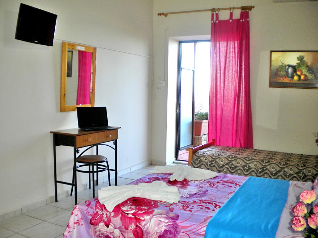 Chios Rooms Myview Karfas Luaran gambar